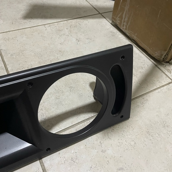 Klipsch Episode center speaker Front Panel With Tweeter - Picture 8 of 8